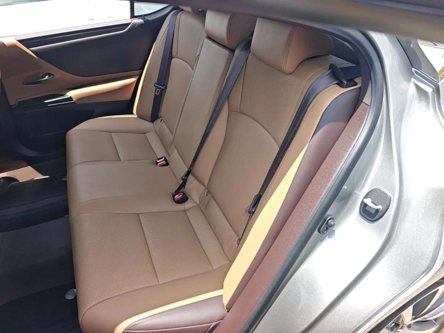 Lexus ES 2020 200 Excellence Edition — миниатюра 20
