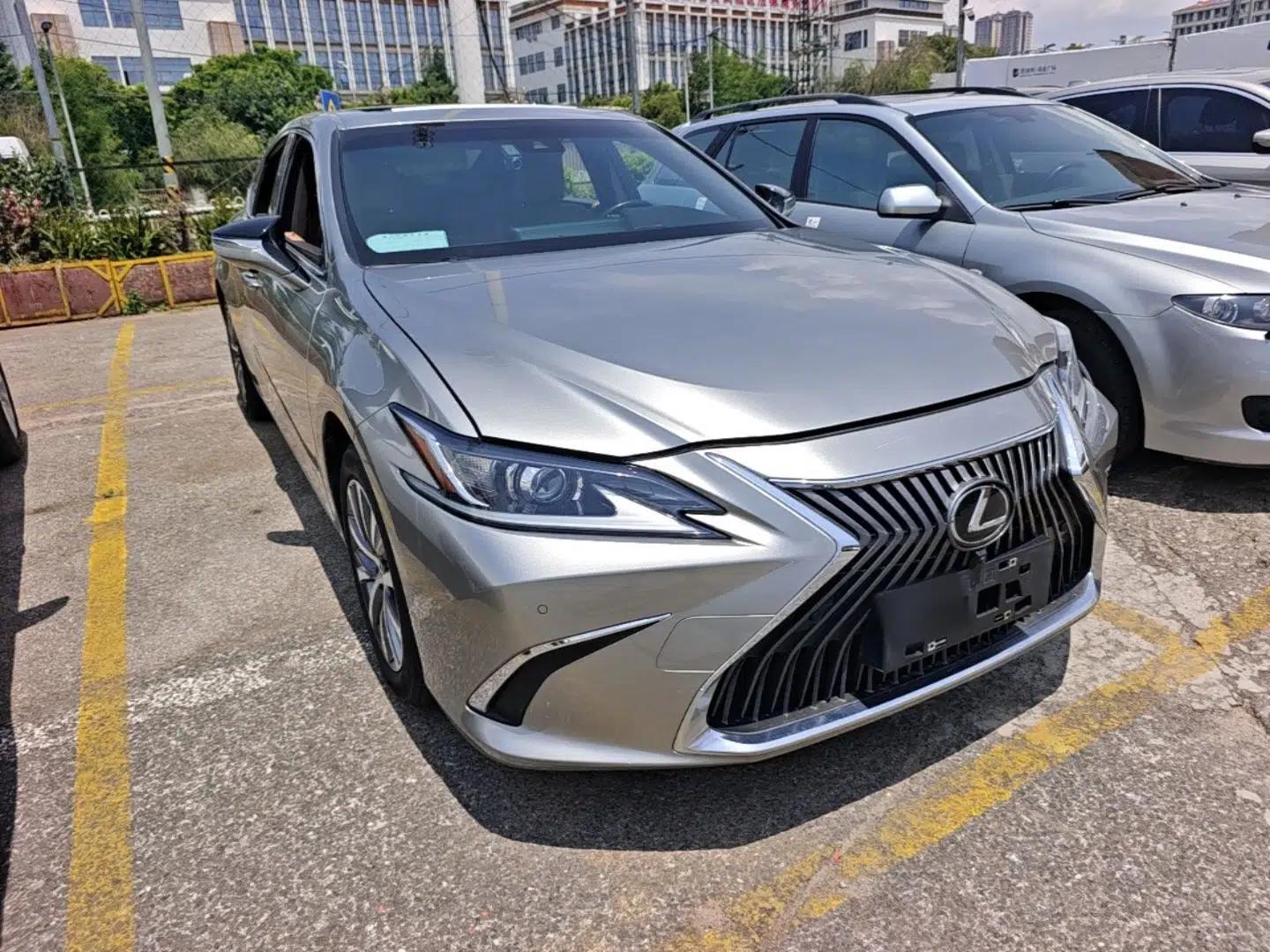 Lexus ES 2020 200 Excellence Edition — миниатюра 3