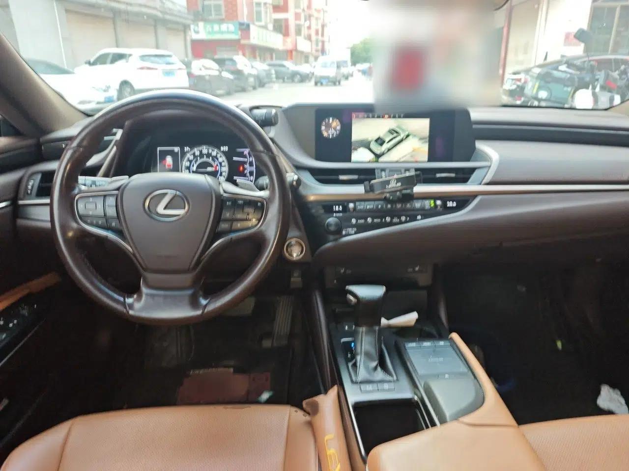 Lexus ES 2020 200 Excellence Edition — миниатюра 18