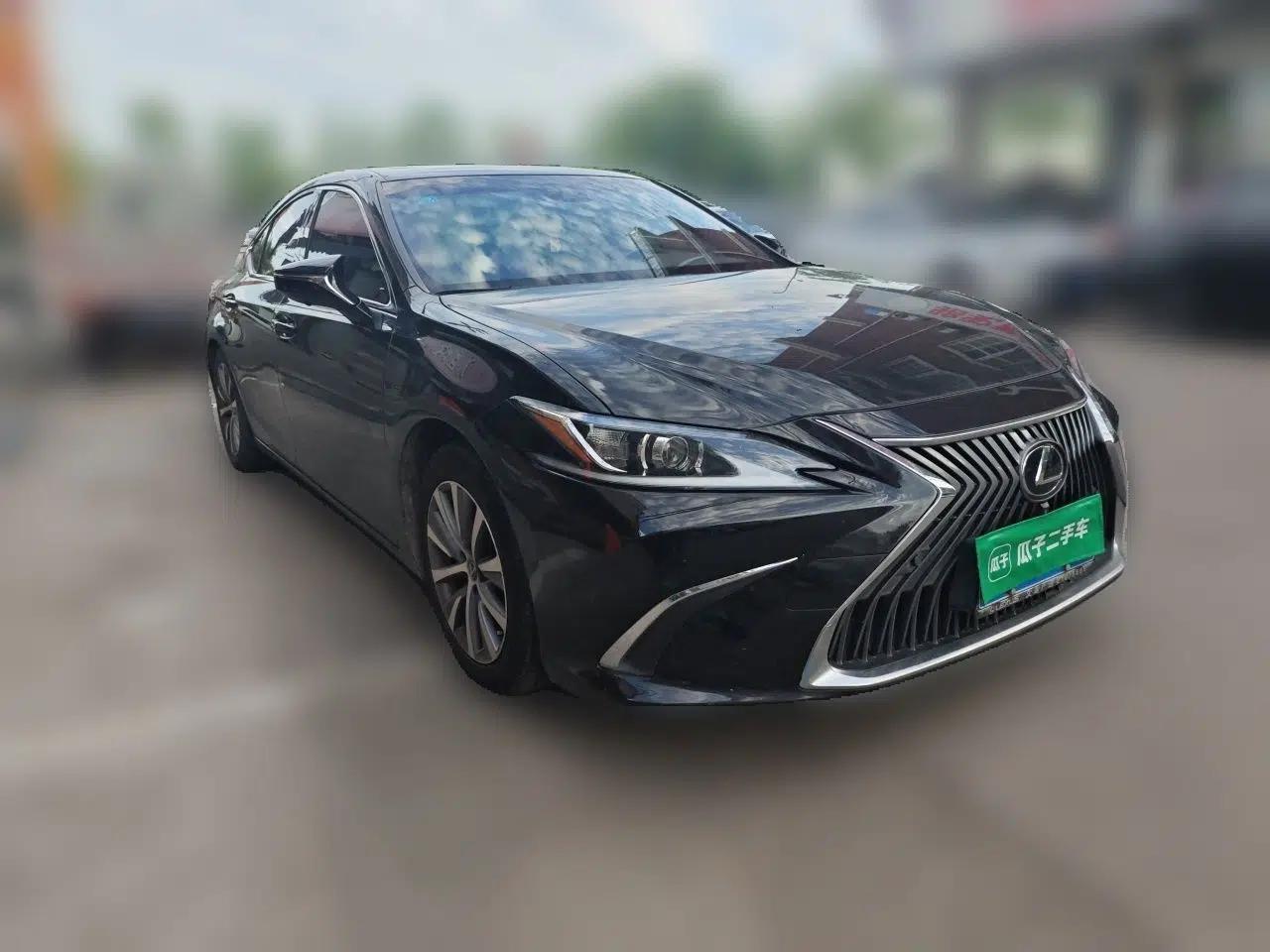 Lexus ES 2020 200 Excellence Edition — миниатюра 3