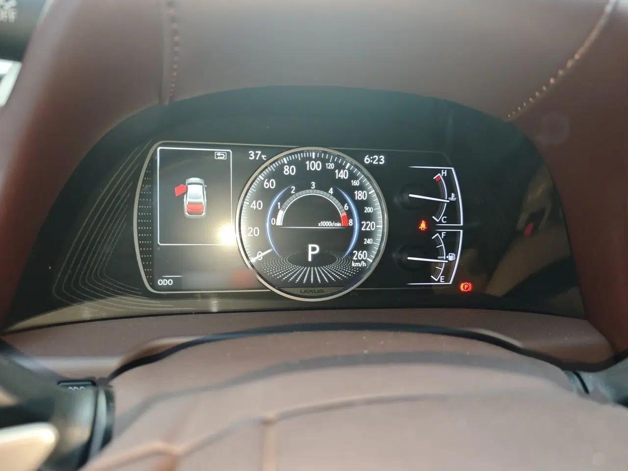 Lexus ES 2020 200 Excellence Edition — миниатюра 10