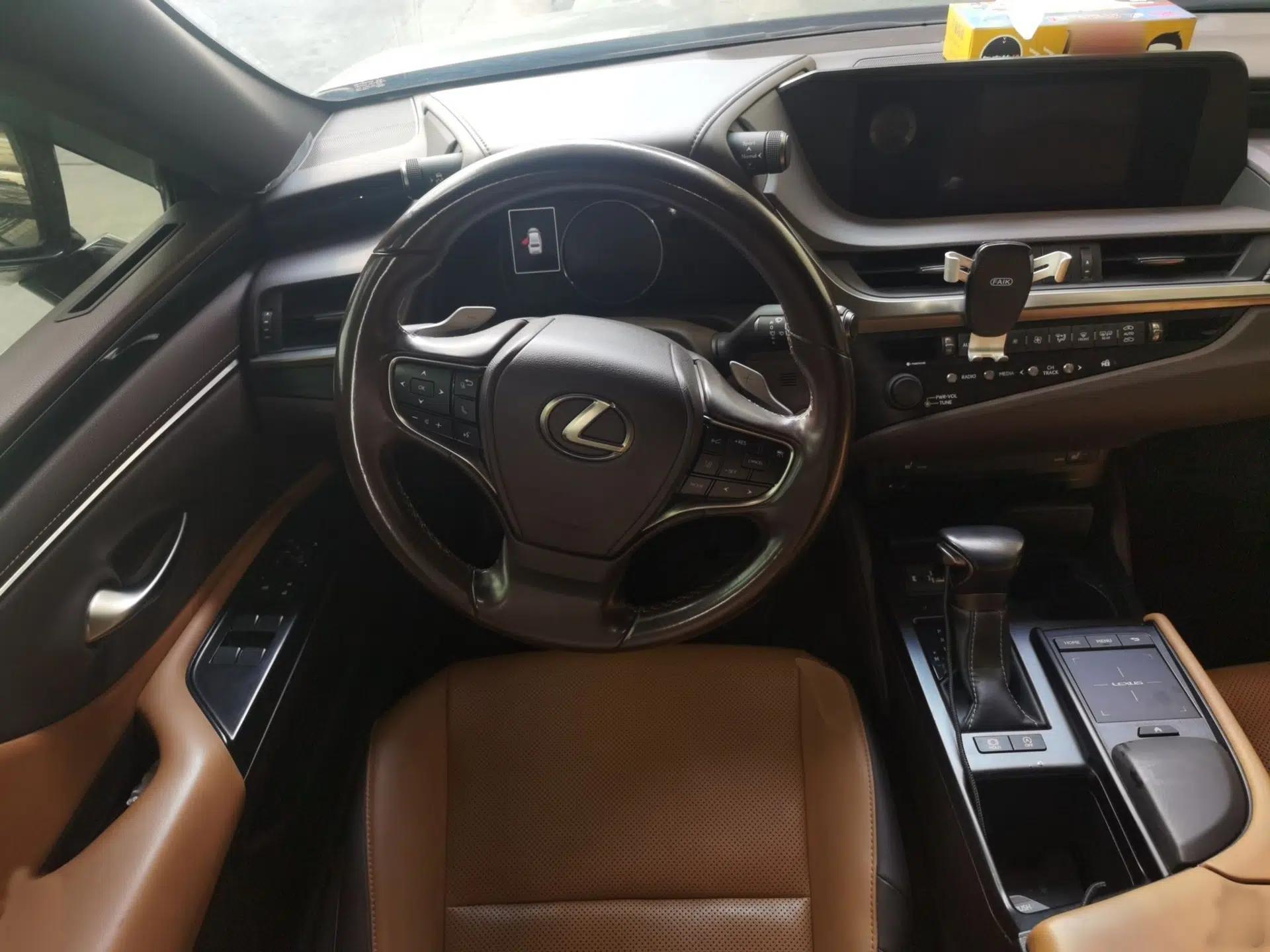 Lexus ES 2020 200 Excellence Edition — миниатюра 9