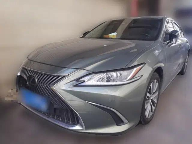 Lexus ES 2020 200 Excellence Edition