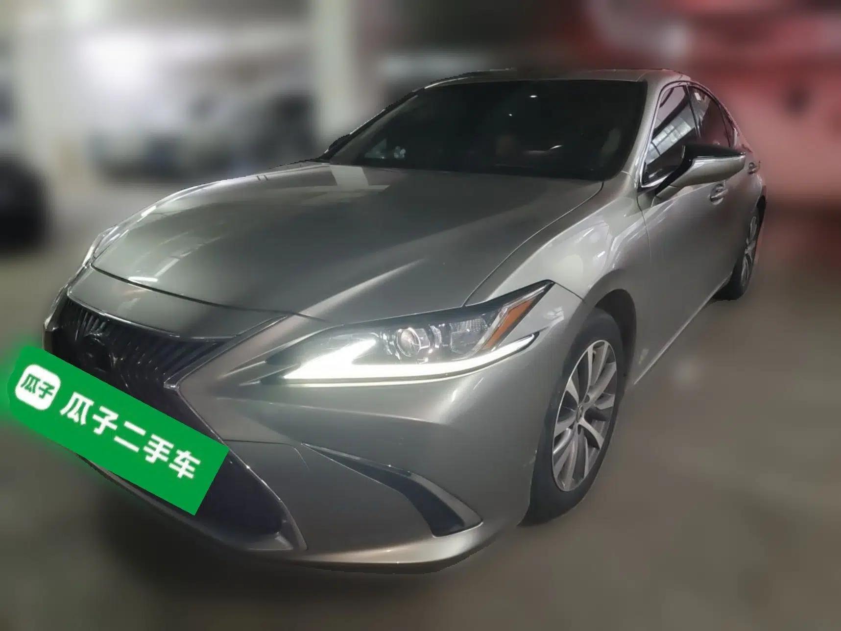 Lexus ES 2020 200 Excellence Edition — миниатюра 1