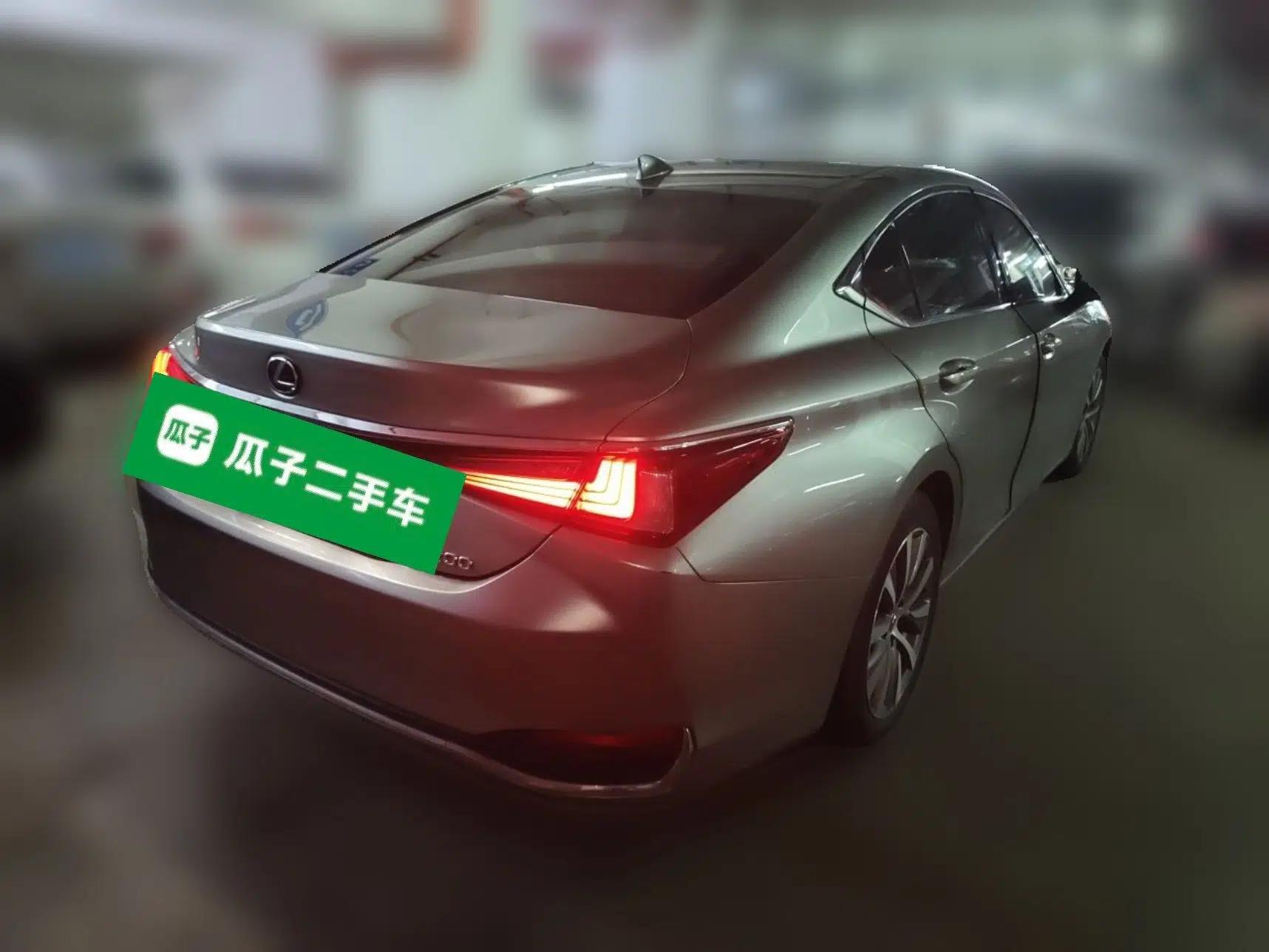 Lexus ES 2020 200 Excellence Edition — миниатюра 6