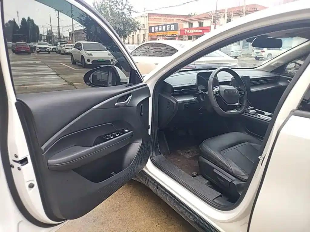 Wuling E5 2024 Model 410km Standard Edition — миниатюра 16