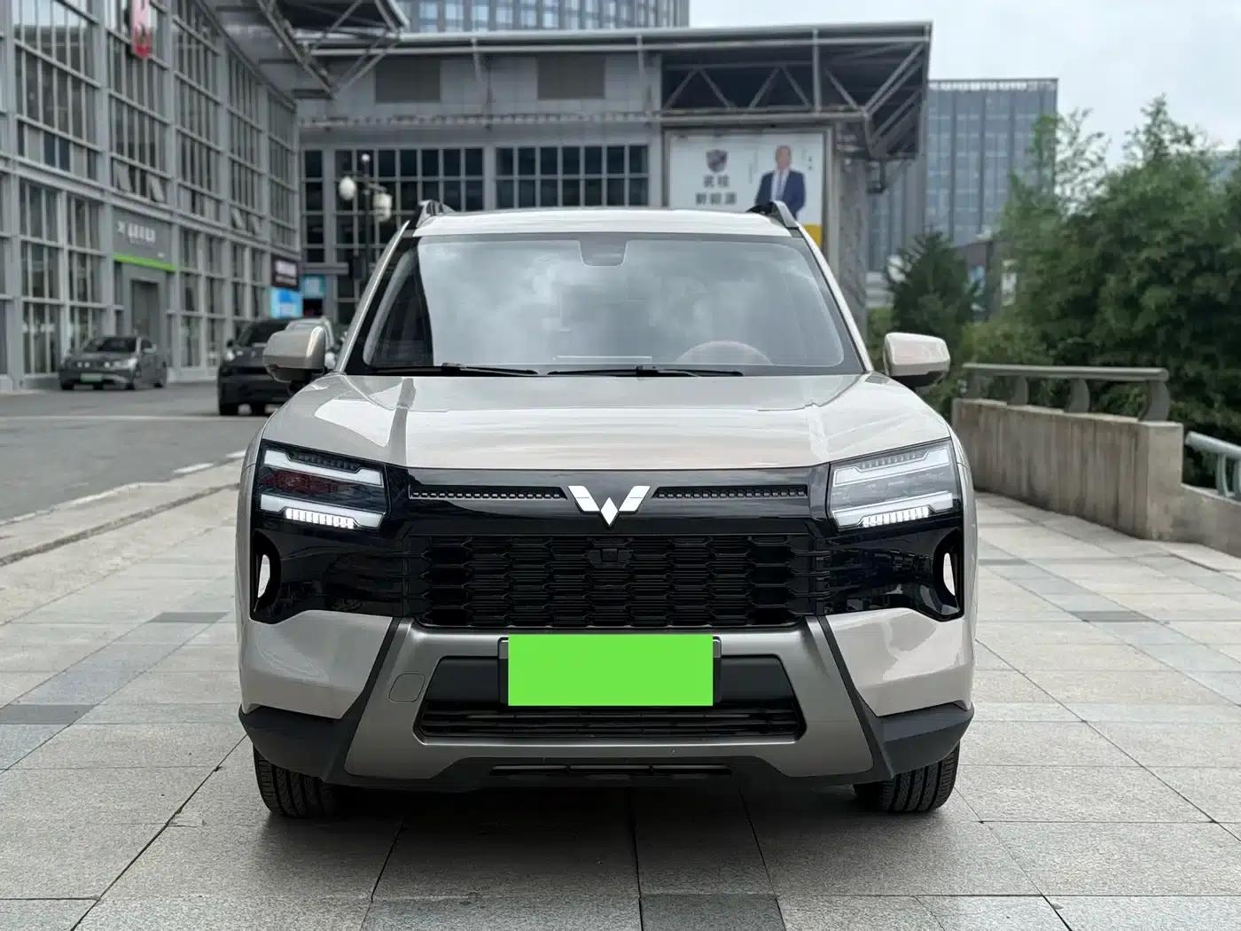 Starlight 560 2026 Model 1.5T CVT Elite — миниатюра 2