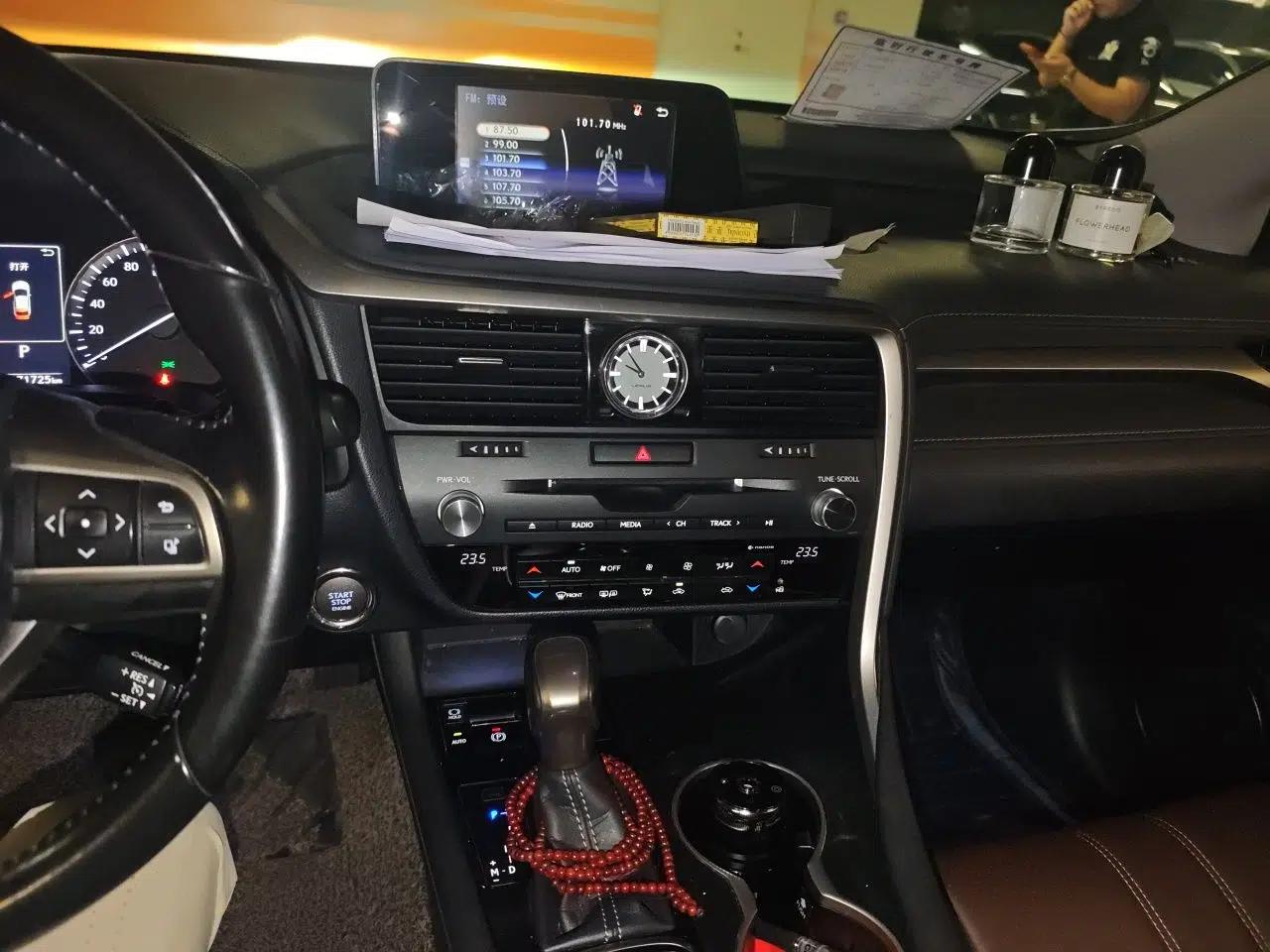 Lexus RX 2016 300 Two-Wheel Drive Comfort Edition China V Standard — миниатюра 13