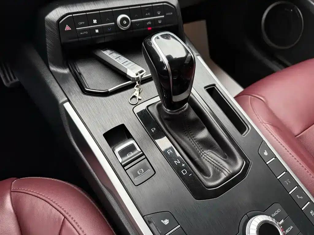Weipai VV7 2017 2.0T Flagship Edition — миниатюра 9