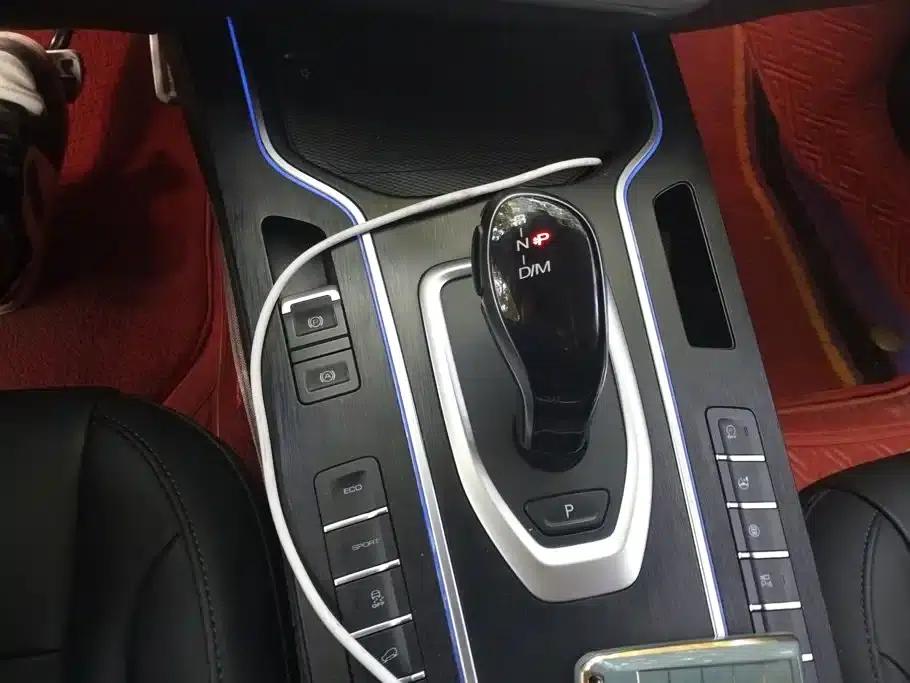 Wey VV7 2019 Upgraded 2.0T Flagship Model (National VI Emission Standard) — миниатюра 16