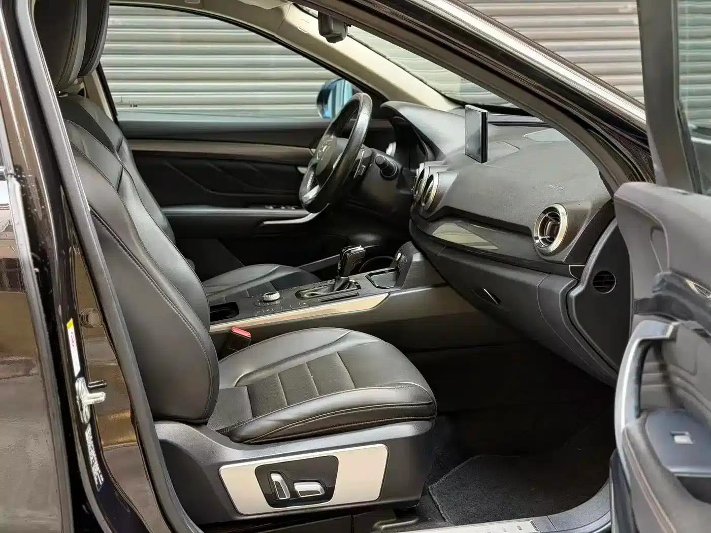 Wey VV7 2017 2.0T Luxury Edition — миниатюра 4