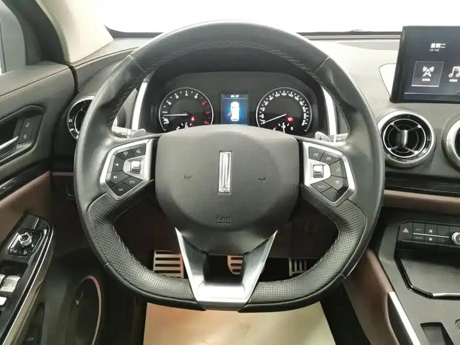 Weipai VV5 2017 2.0T Super Luxury Edition — миниатюра 15