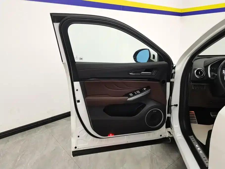 Weipai VV5 2017 2.0T Super Luxury Edition — миниатюра 7