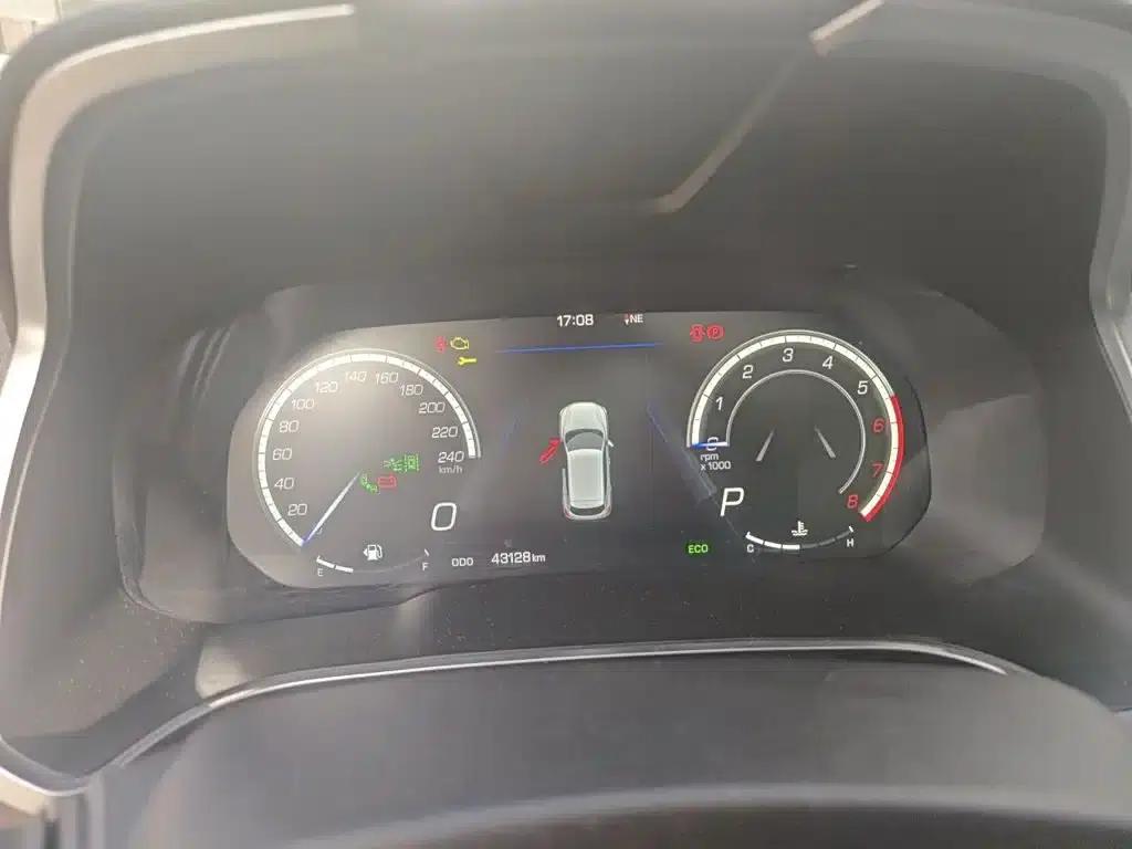 Wey VV5 2019 Upgraded Model 2.0T Two-Wheel Drive Flagship Edition (National V Emission Standard) — миниатюра 8