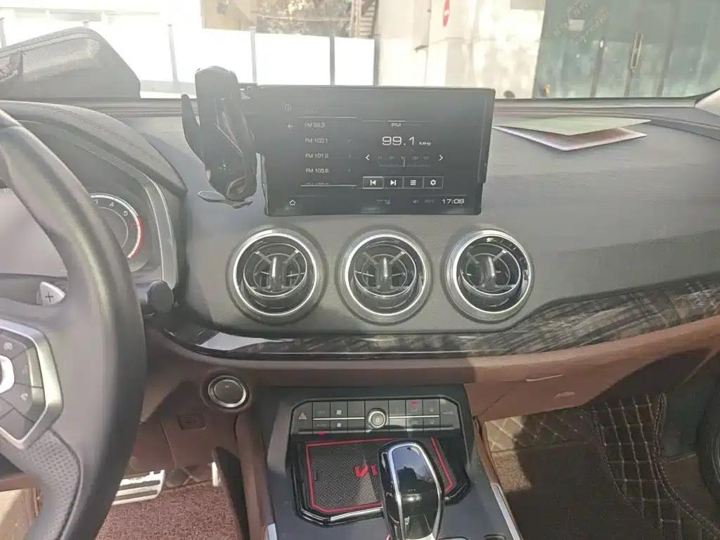 Wey VV5 2019 Upgraded Model 2.0T Two-Wheel Drive Flagship Edition (National V Emission Standard) — миниатюра 10