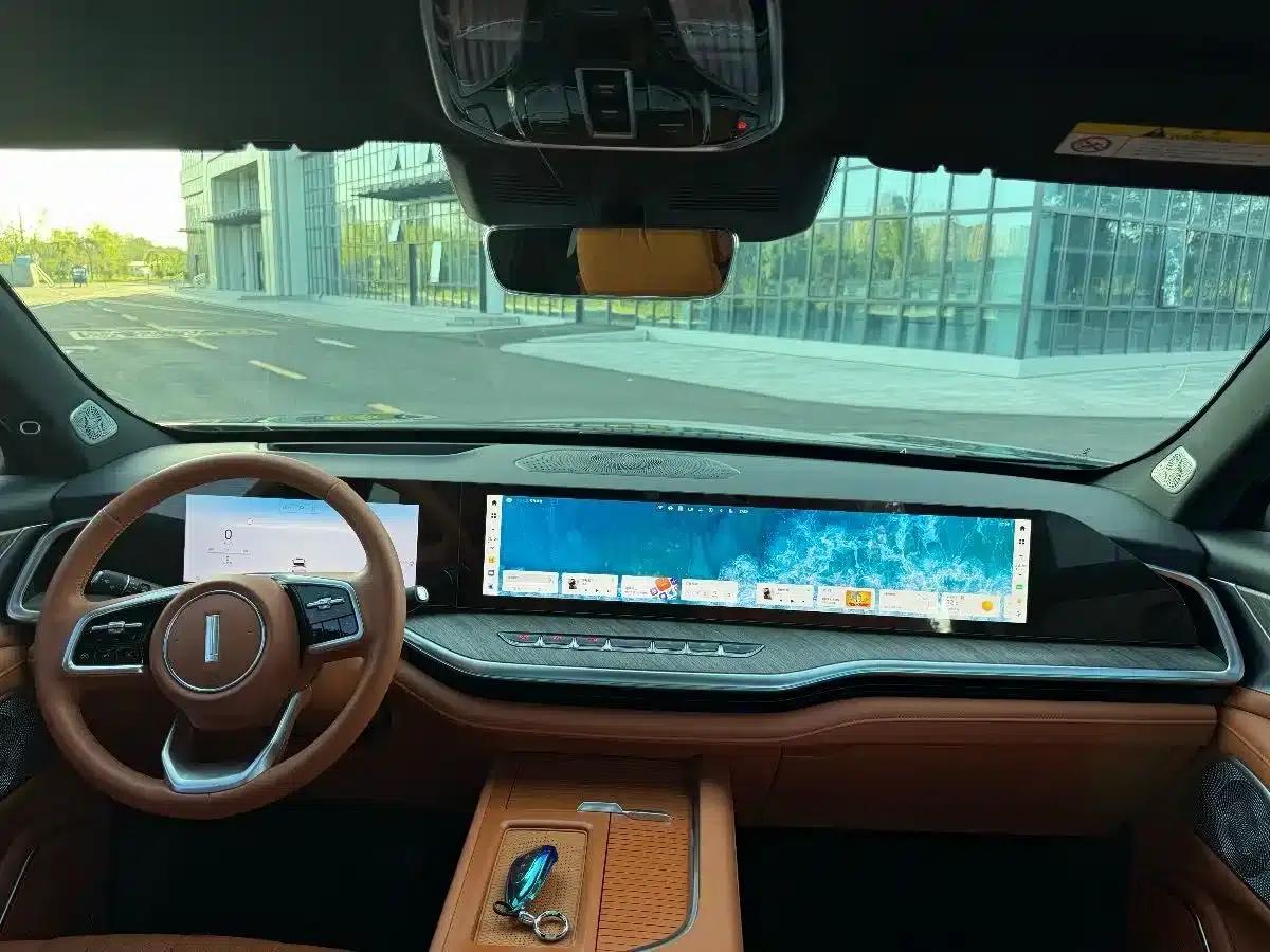 Weipai Lanshan 2023 Four-Wheel Drive Extended Range Edition — миниатюра 11