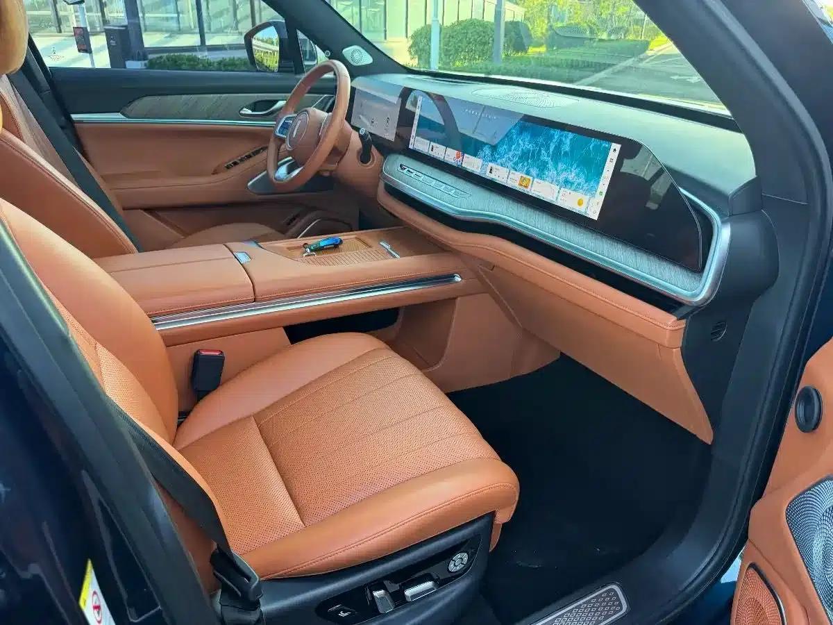 Weipai Lanshan 2023 Four-Wheel Drive Extended Range Edition — миниатюра 13
