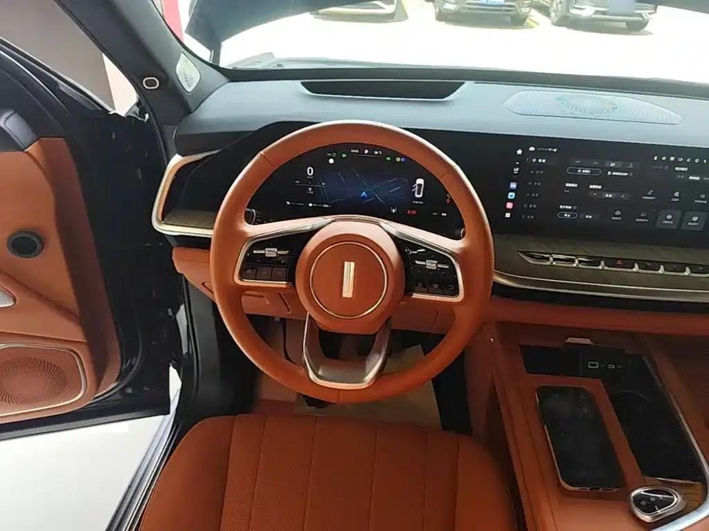Weipai Lanshan 2023 Four-Wheel Drive Extended Range Edition — миниатюра 11
