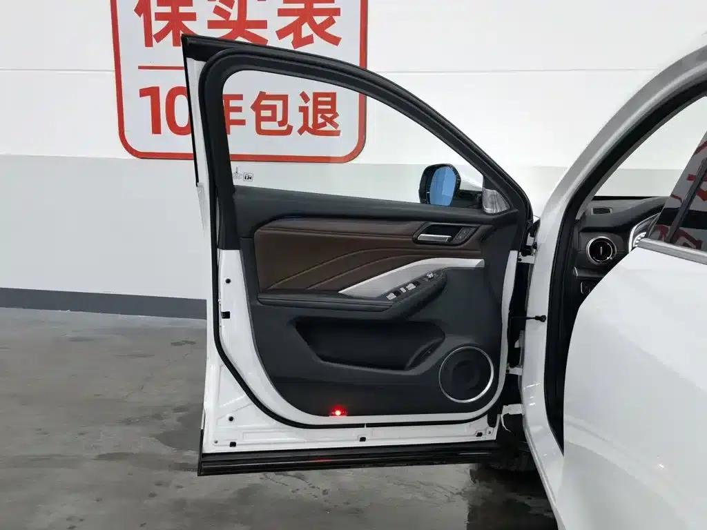Wey VV6 2018 2.0T 2WD Flagship Edition (National V Emission Standard) — миниатюра 8