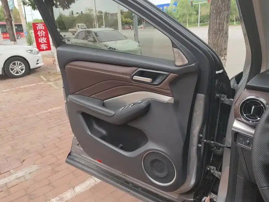 Weipai VV6 2021 2.0T 2WD Smart Protection+ — миниатюра 7