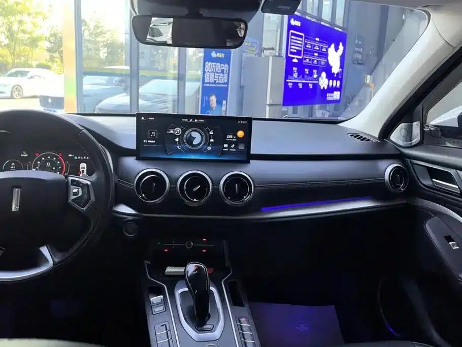 Wey VV6 2020 2.0T 2WD Smart+ — миниатюра 13