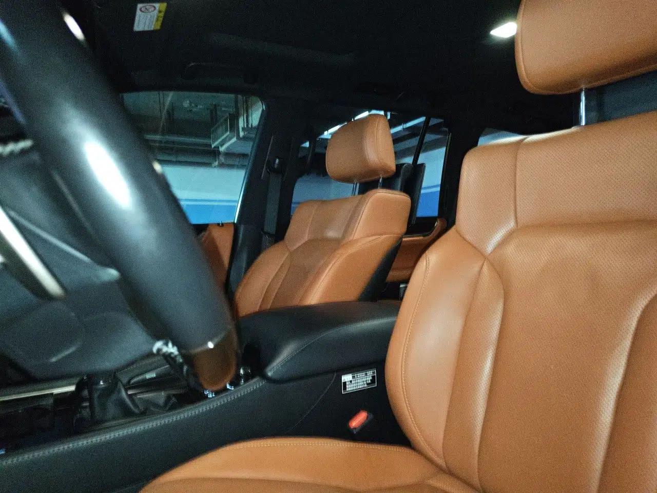 Lexus LX 2017 570 Dynamic Luxury Edition — миниатюра 15