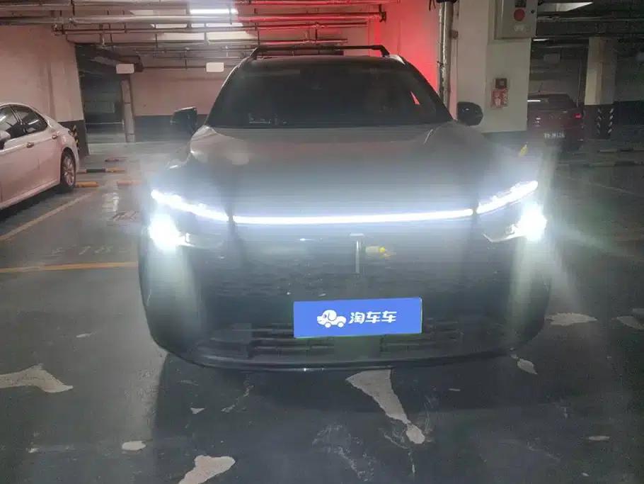 Weipai Mocha New Energy 2023 Two-Wheel Drive Long Range Version — миниатюра 2
