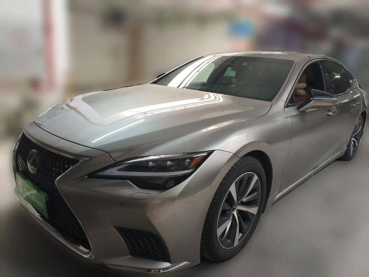 Lexus LS 2021 500h Excellence Edition — миниатюра 1
