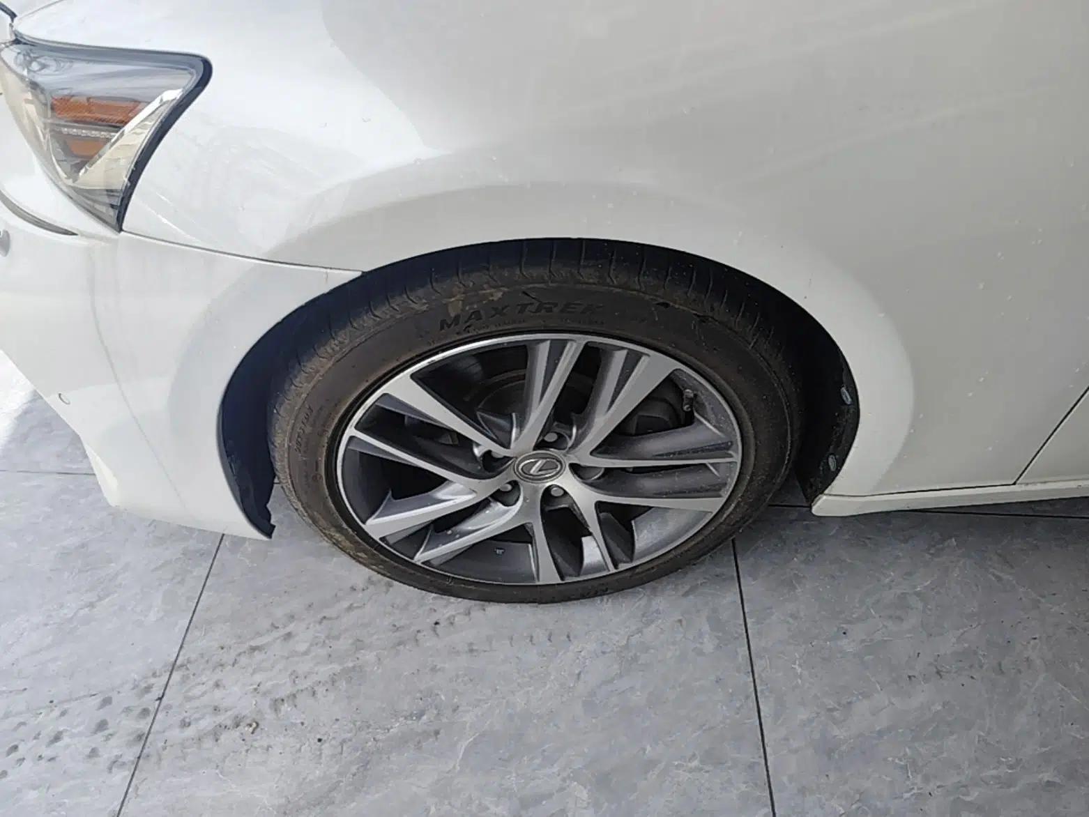 Lexus IS 2017 300 FENGSHANG Edition — миниатюра 10
