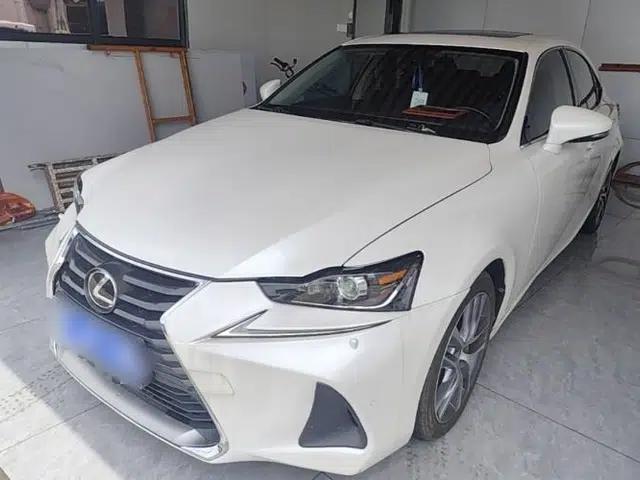 Lexus IS 2017 300 FENGSHANG Edition