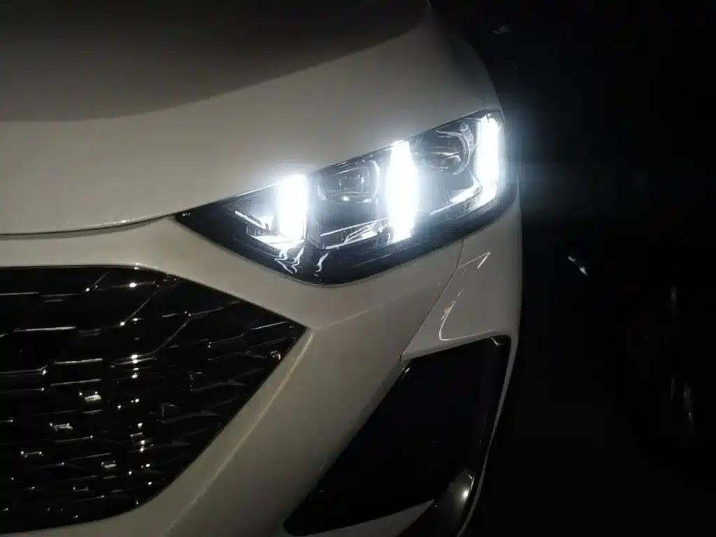 Weipai Latte DHT-PHEV 2022 1.5T 2WD Super Large Edition — миниатюра 24