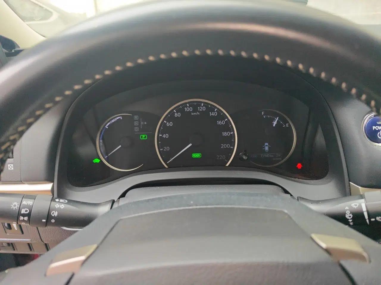 Lexus CT 2020 CT200h Elite Edition Monochrome — миниатюра 11