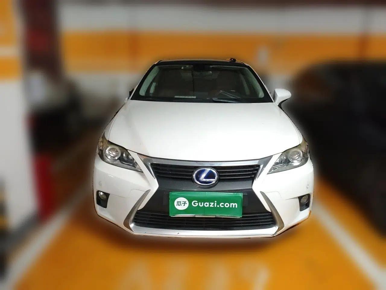 Lexus CT 2014 CT200h Comfort Edition Two-Tone — миниатюра 2