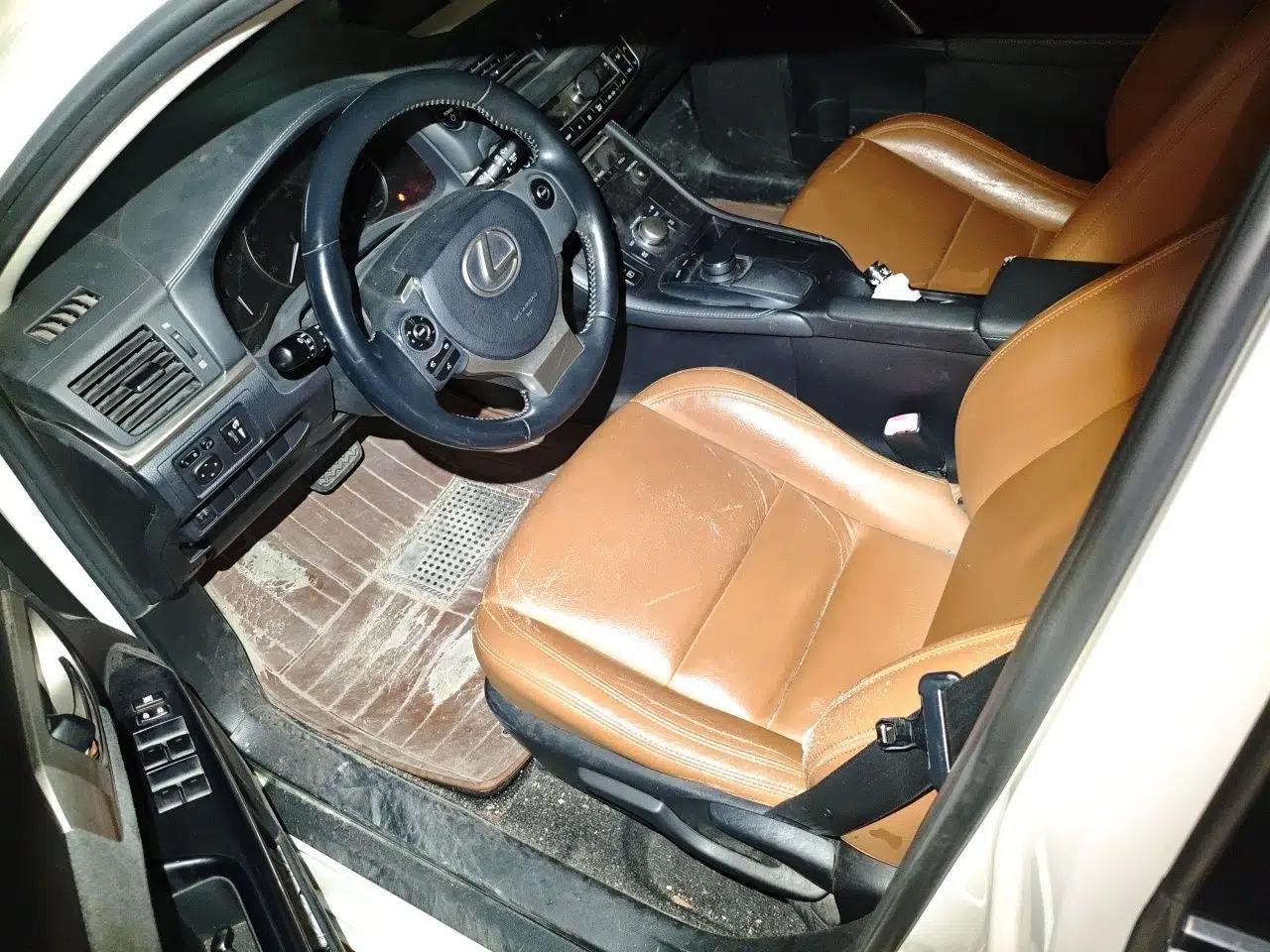 Lexus CT 2014 CT200h Comfort Edition Two-Tone — миниатюра 16