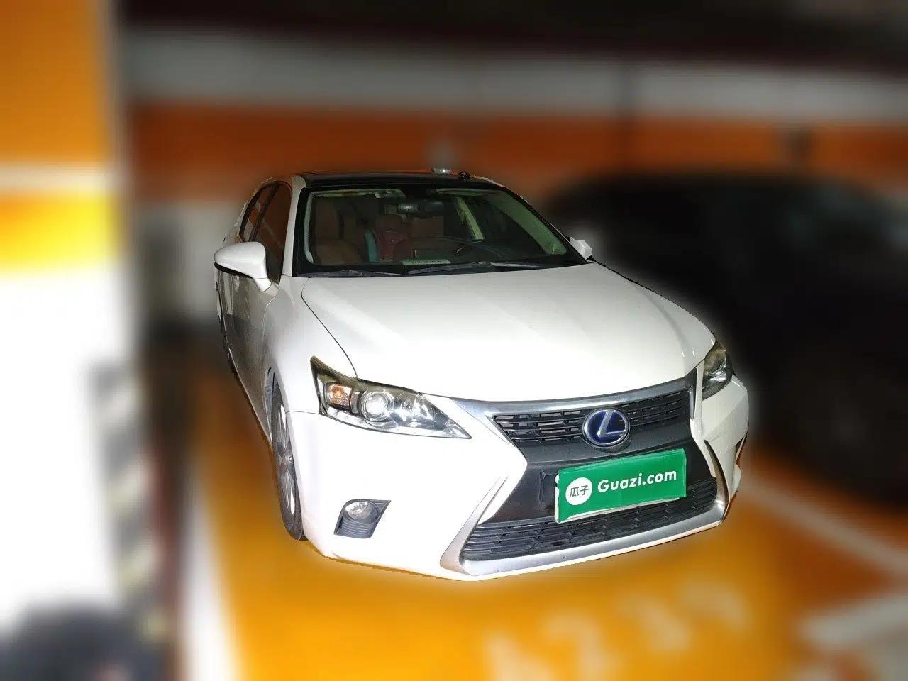 Lexus CT 2014 CT200h Comfort Edition Two-Tone — миниатюра 3