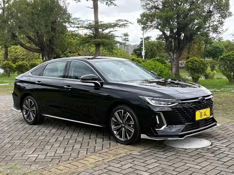 Chery Arrizo 8 2022 1.6TGDI DCT Elegance — миниатюра 3