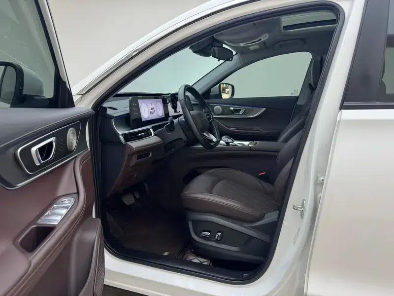 Chery Tiggo 8 PLUS 2024 Champion Edition Kunpeng 390TGDI DCT Luxury Edition 5-seater — миниатюра 17