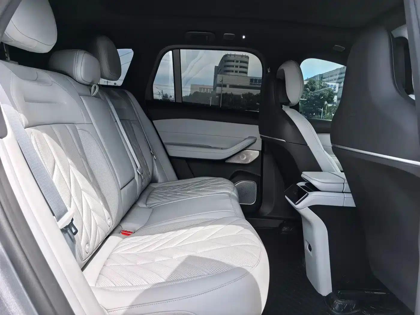 NIO ES6 2025 model 75kWh — миниатюра 13