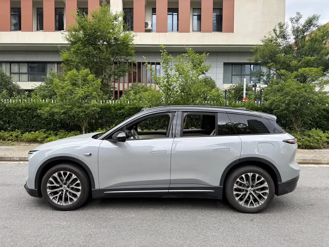 NIO ES6 2023 model 75kWh — миниатюра 7