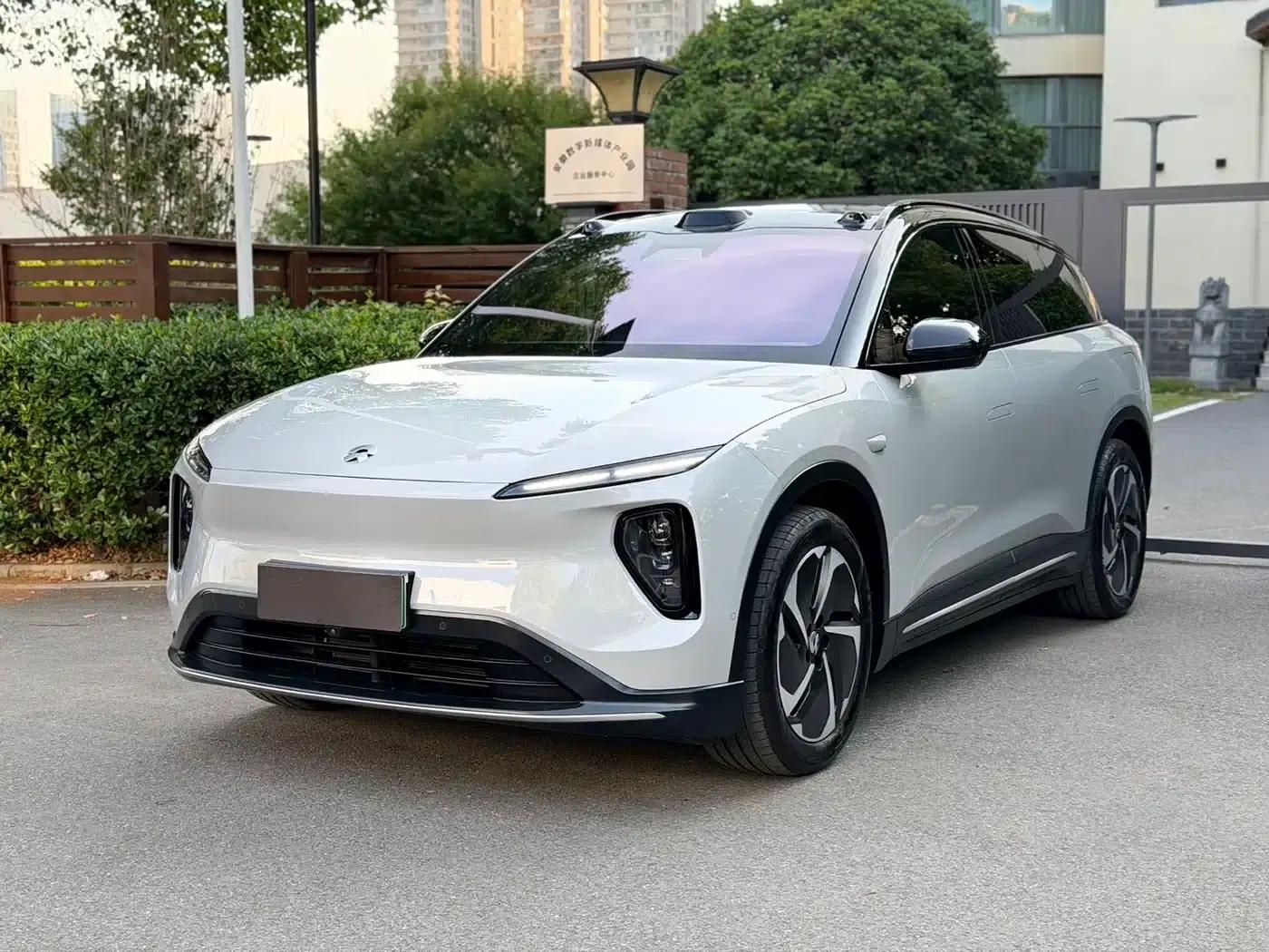 NIO ES6 2024 model 75kWh — миниатюра 1