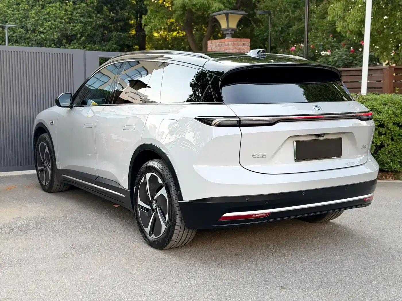NIO ES6 2024 model 75kWh — миниатюра 6