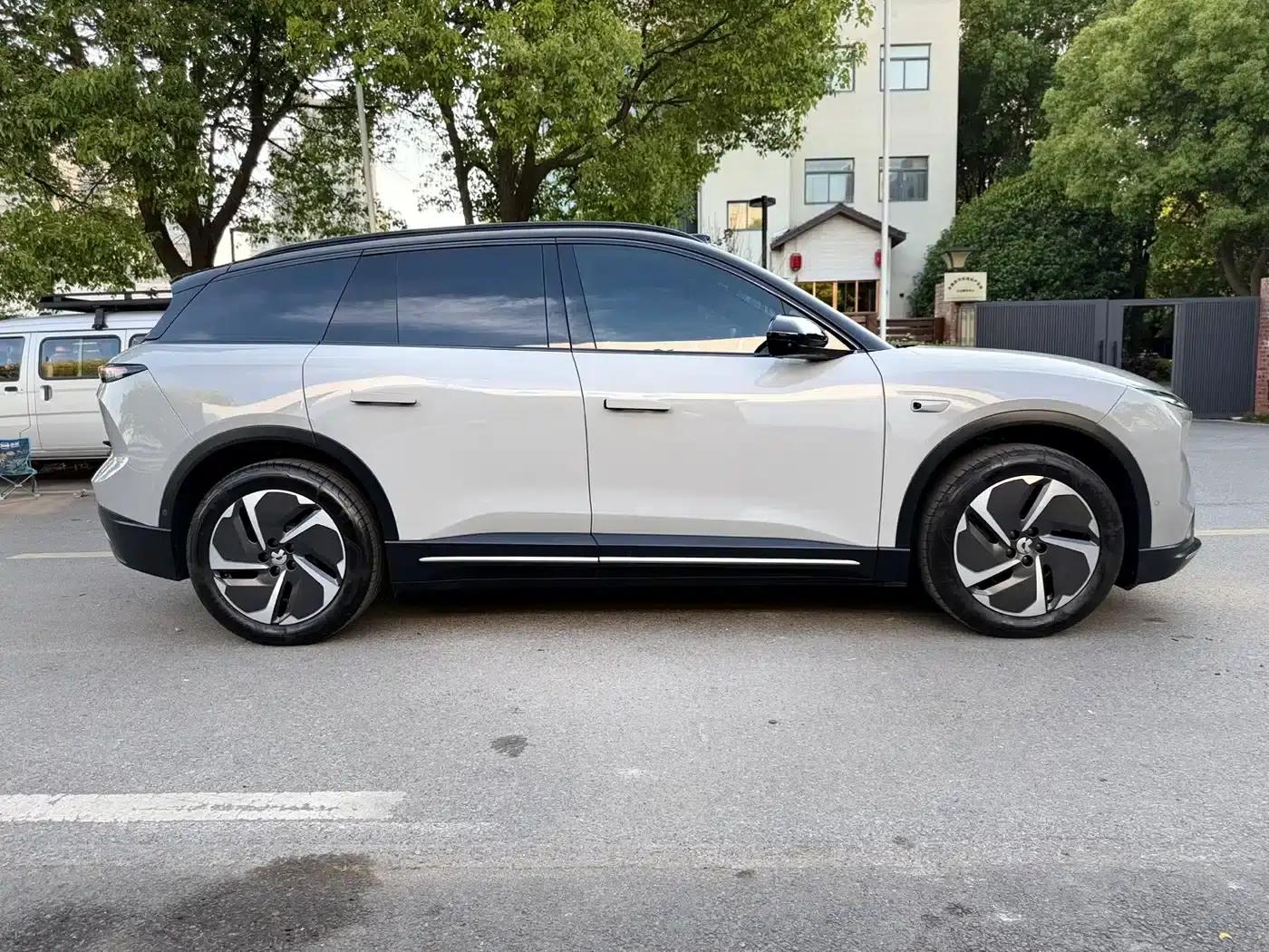 NIO ES6 2024 model 75kWh — миниатюра 7