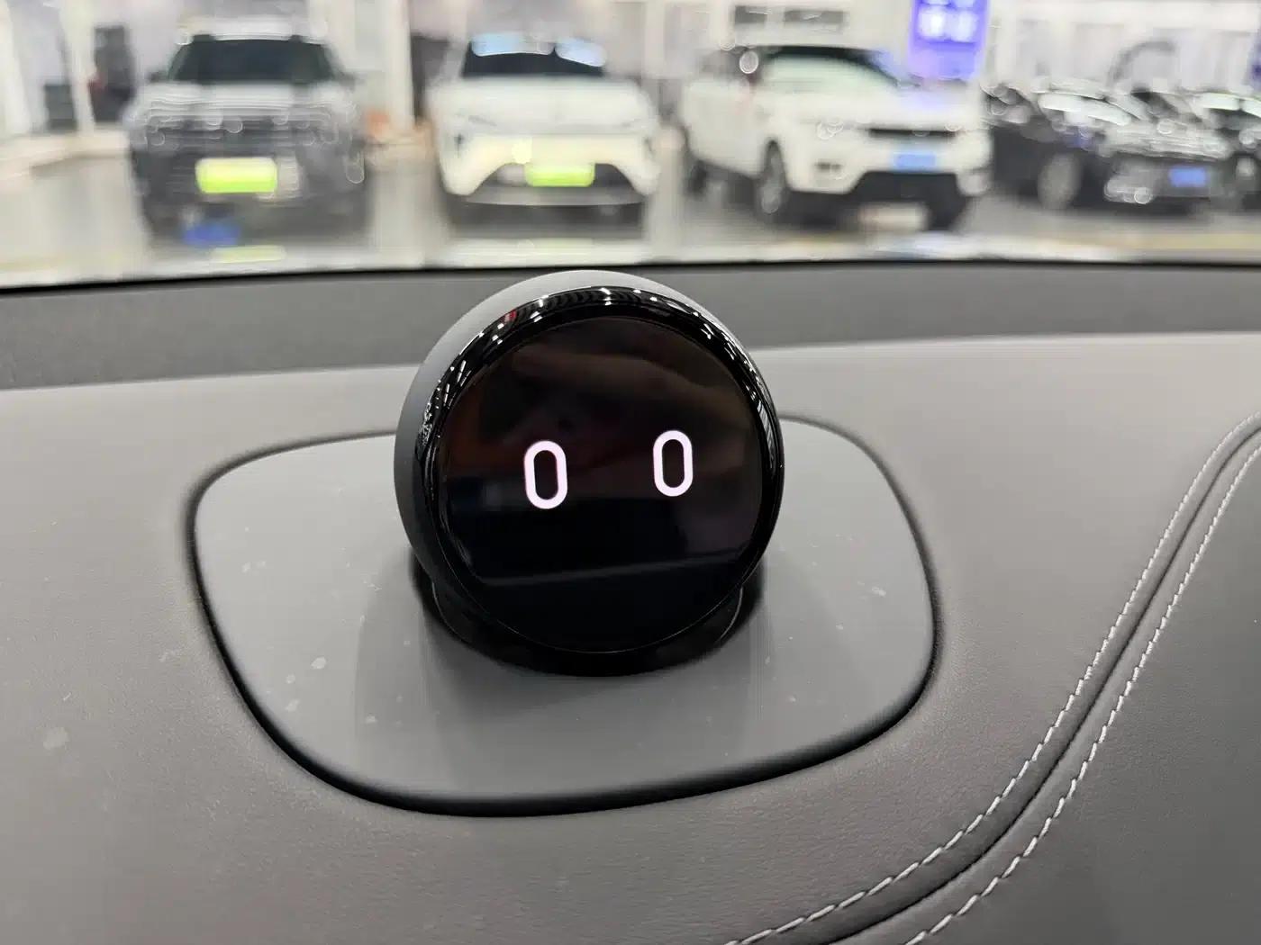 NIO ES6 2023 model 75kWh — миниатюра 13