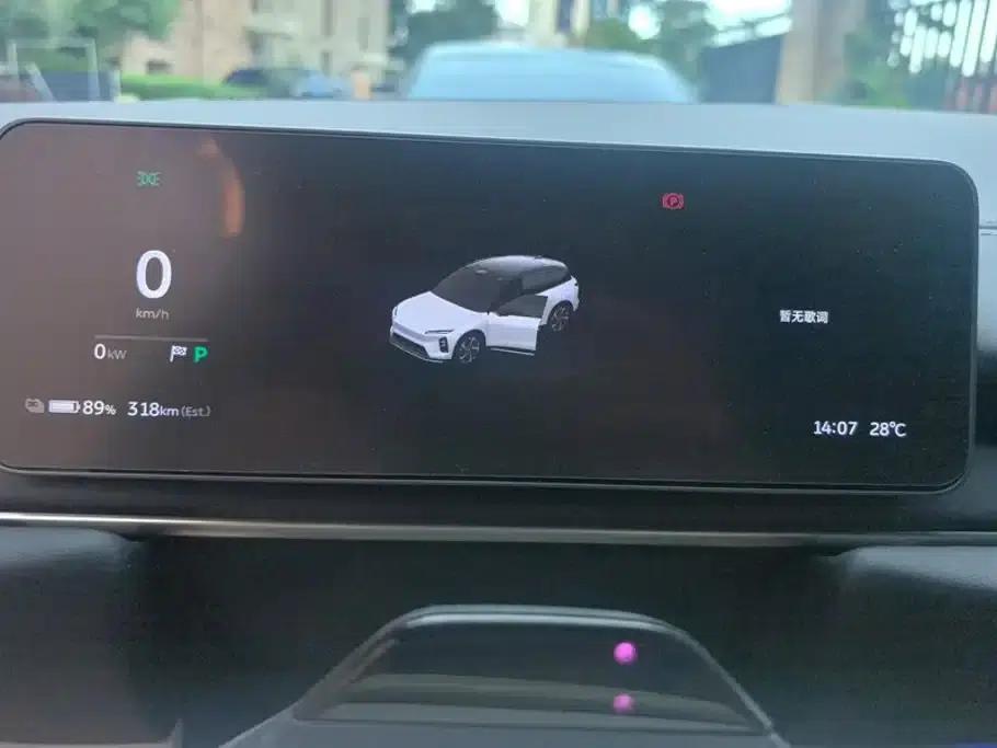 NIO ES6 2025 model 75kWh — миниатюра 14