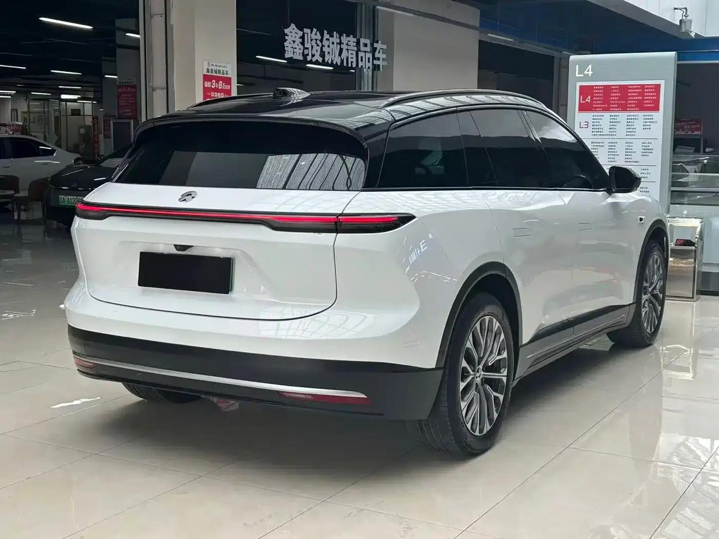 NIO ES6 2024 model 75kWh — миниатюра 9