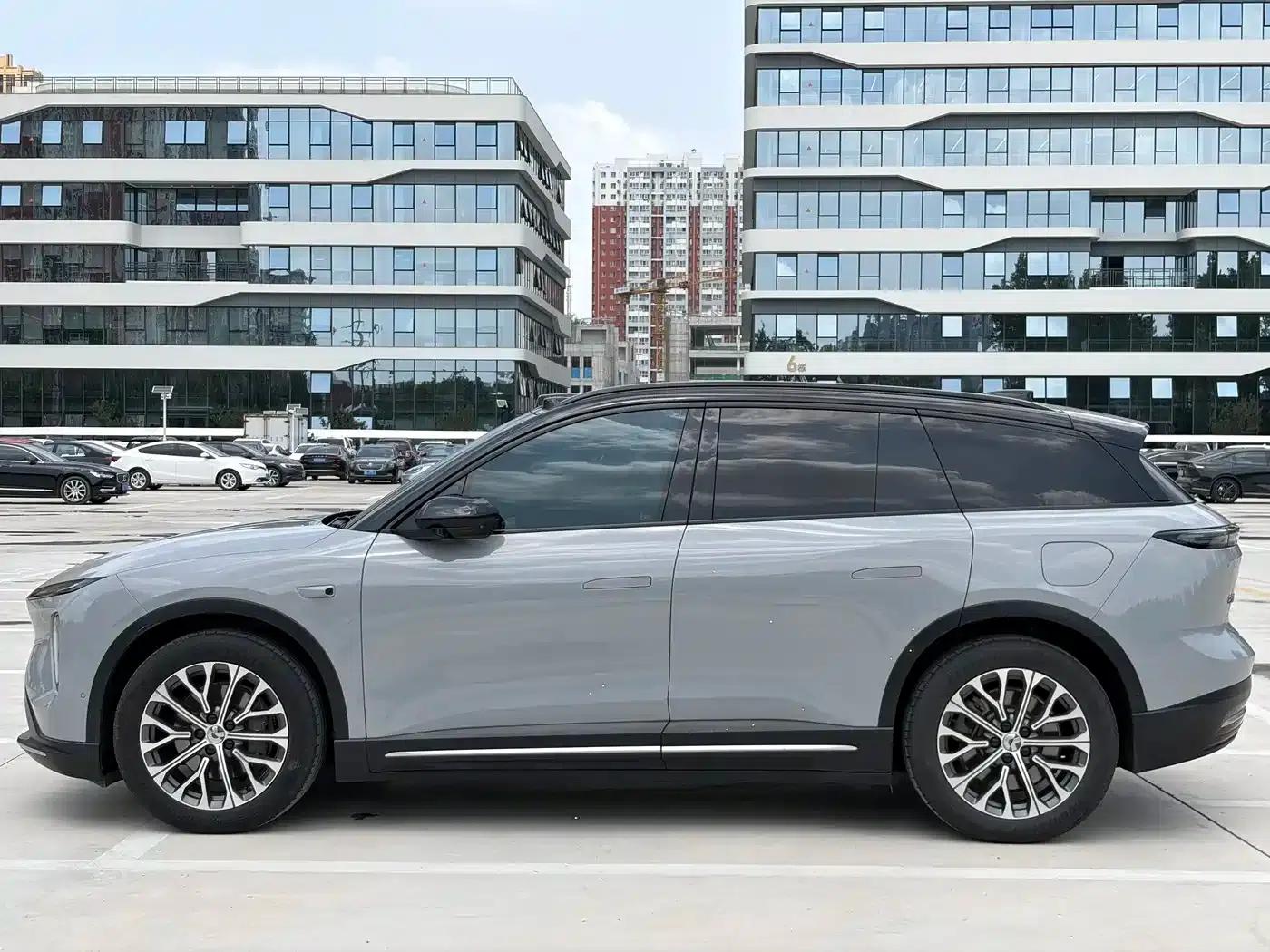 NIO ES6 2024 model 75kWh — миниатюра 2