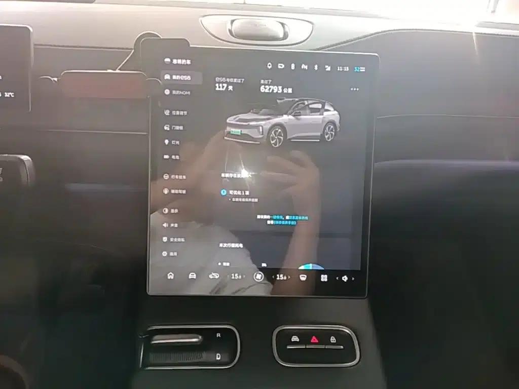 NIO ES6 2023 model 75kWh — миниатюра 13