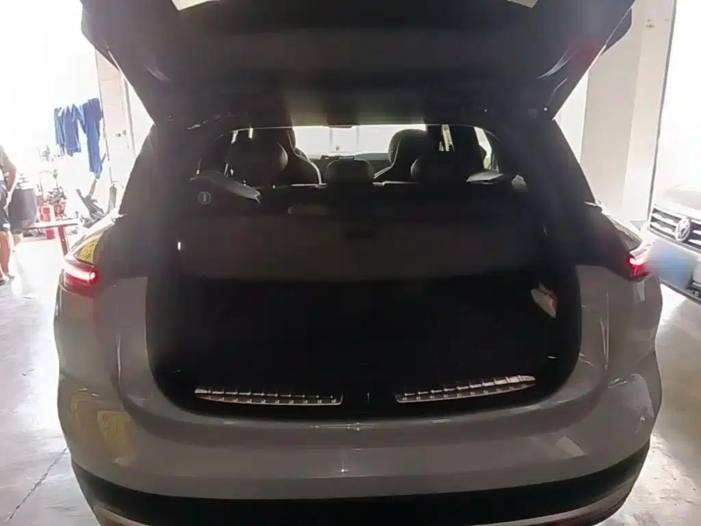 NIO ES6 2023 model 75kWh — миниатюра 19