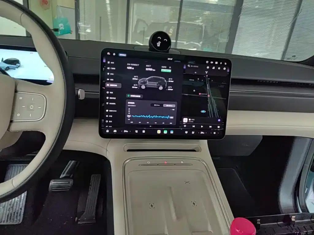NIO ES6 2025 model 75kWh — миниатюра 13