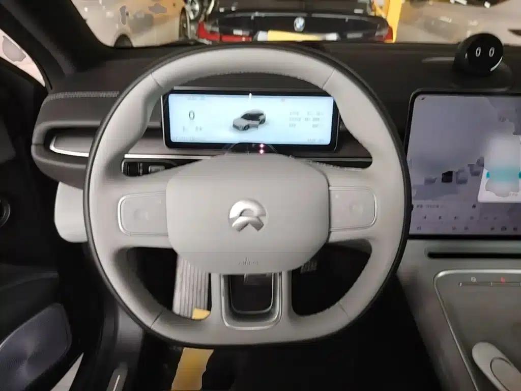 NIO ES6 2025 model 75kWh — миниатюра 11